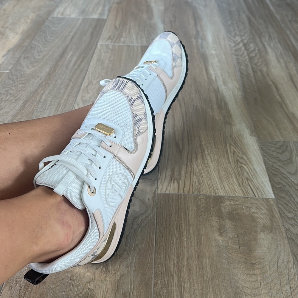 Louis Vuitton Run Away Sneakers - Picture 6 of 7